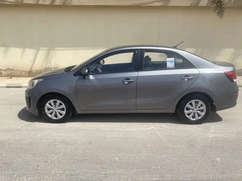 KIA Pegas 2022 3