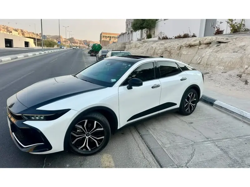 تويوتا كراون 2023 19
