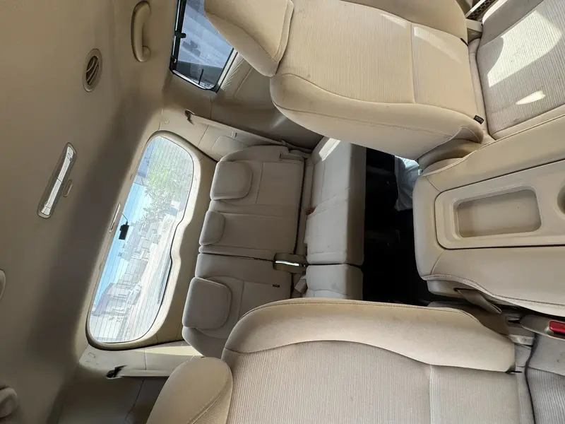 KIA Carnival 2016 9