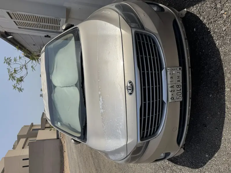 KIA Carnival 2016 7