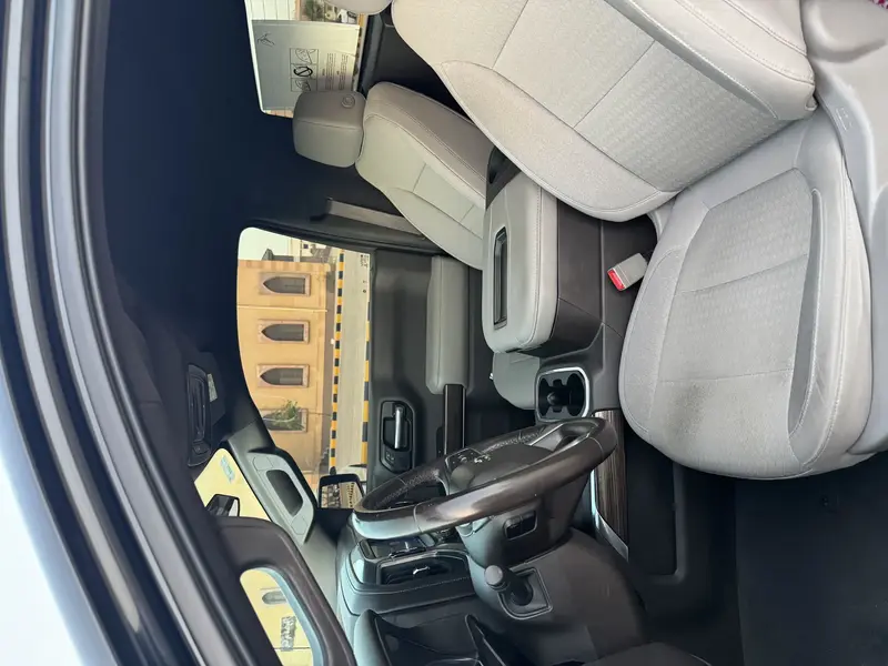 Chevrolet Silverado 2021 19