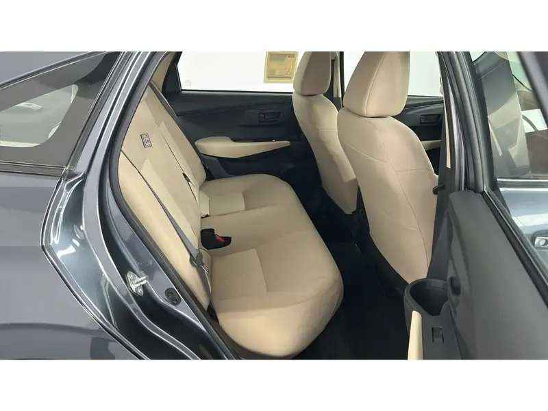 Toyota Yaris Y PLUS 1.3L 2024 11