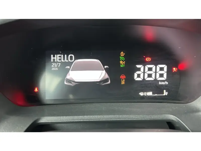 Toyota Yaris Y PLUS 1.3L 2024 25
