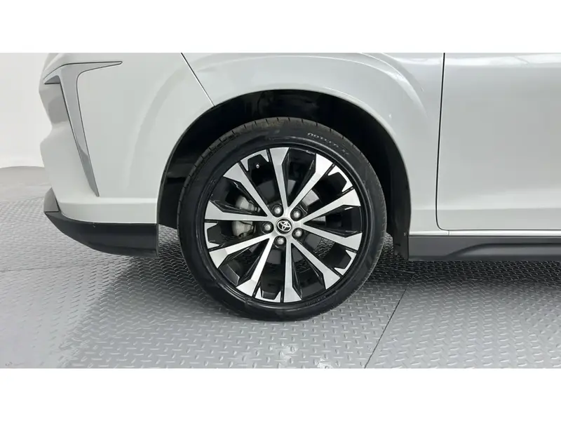 Toyota VELOZ GLX 2024 29