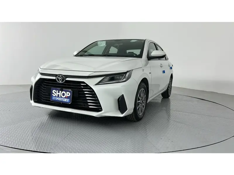 Toyota Yaris Y 2024 2