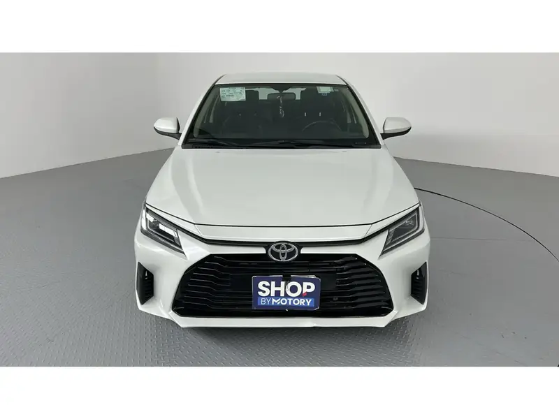Toyota Yaris Y 2024 5