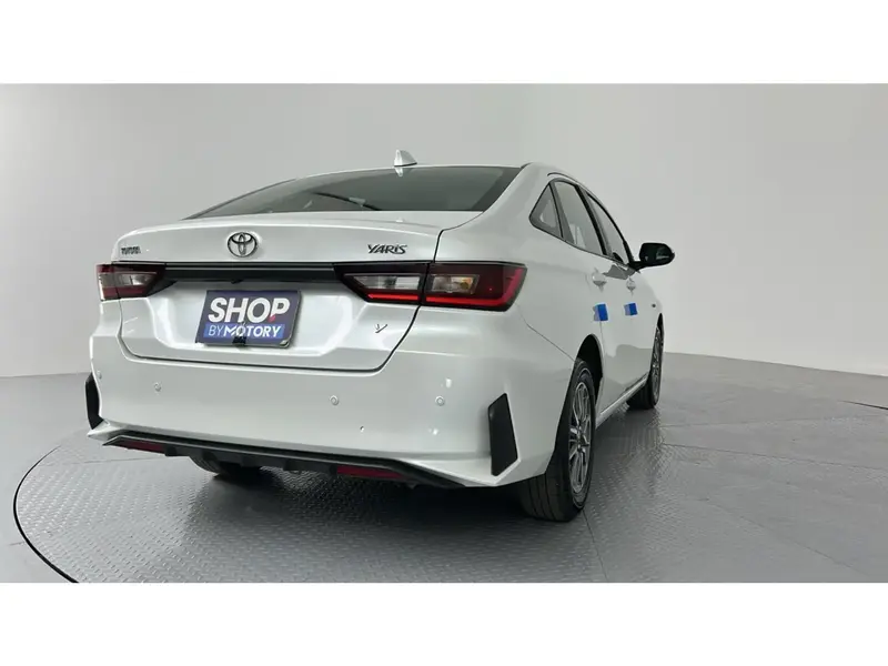 Toyota Yaris Y 2024 15