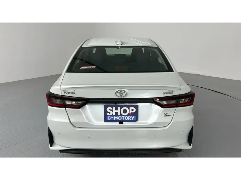Toyota Yaris Y PLUS 1.3L 2024 18