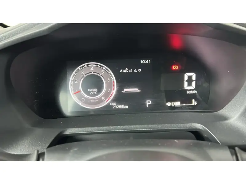 Toyota Yaris Y PLUS 1.3L 2024 25