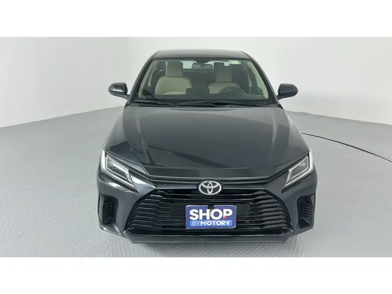 Toyota Yaris Y 2024 1