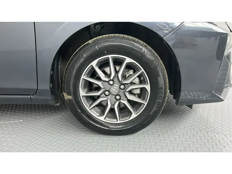 Toyota Yaris Y 2024 12