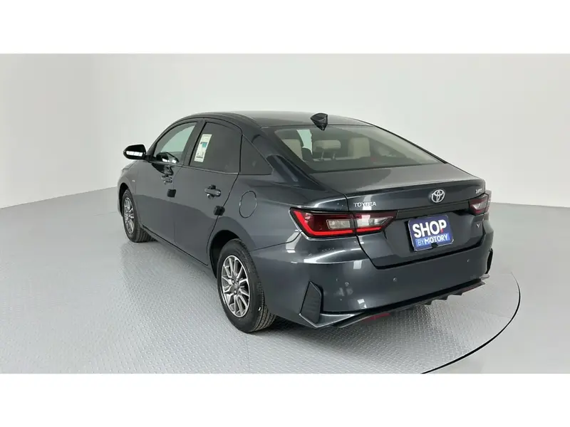 Toyota Yaris Y 2024 16