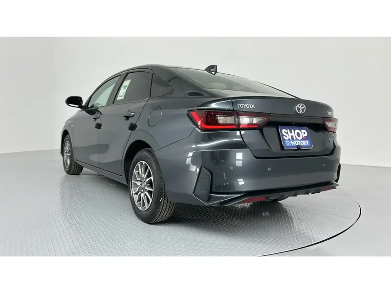 Toyota Yaris Y 2024 17