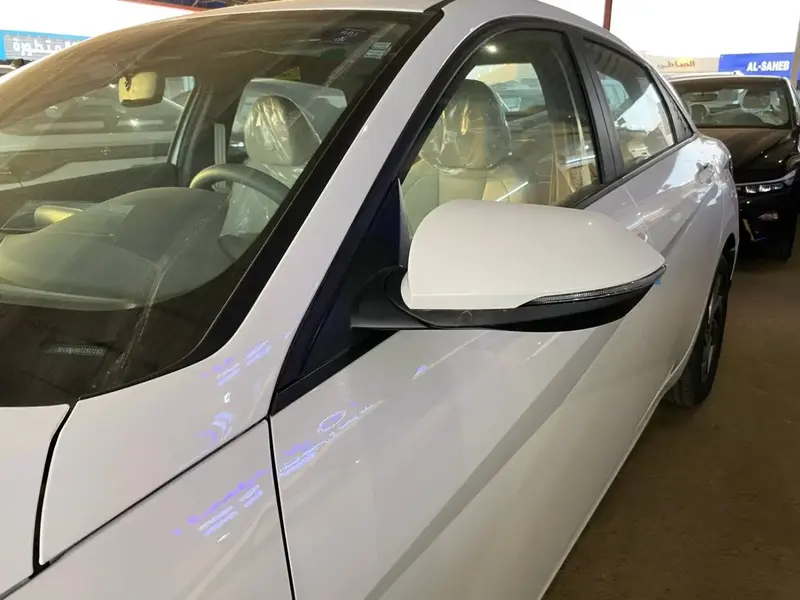 Hyundai Elantra 2026 6