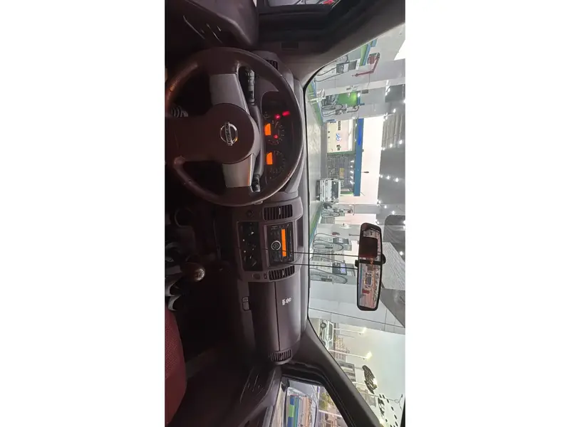 نيسان نافارا 2014 10
