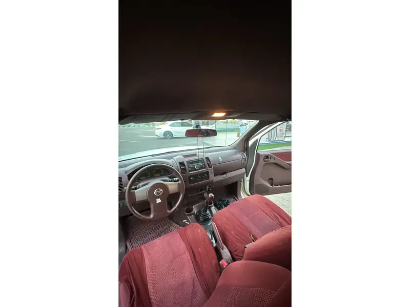 نيسان نافارا 2014 12