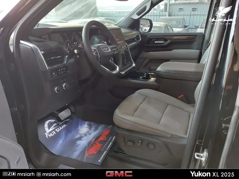 GMC Yukon XL 2025 7