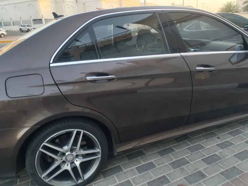 Mercedes E 2016 12