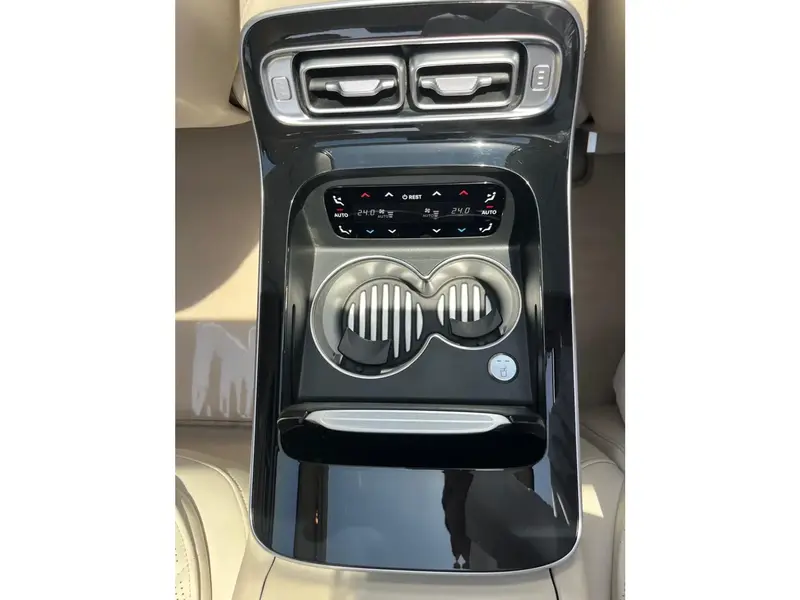 مرسيدس S 500-2022 17