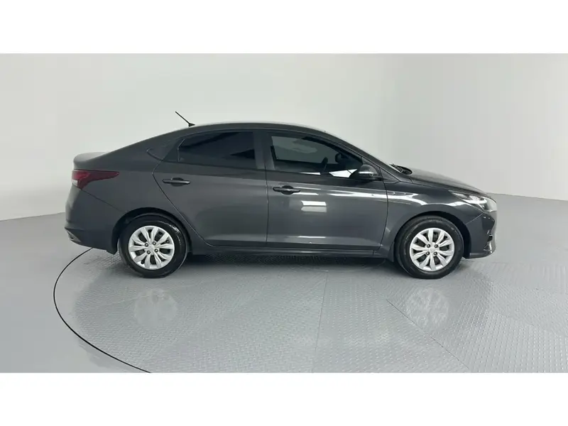 Hyundai Accent FLT 2023 11