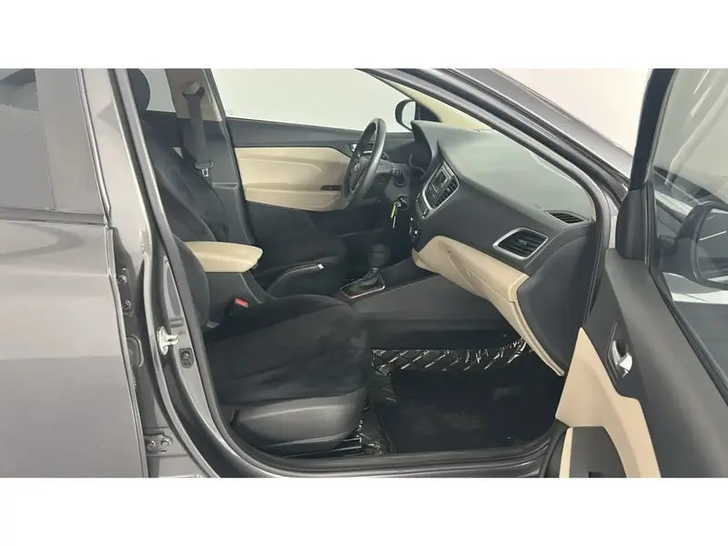 Hyundai Accent FLT 2023 15