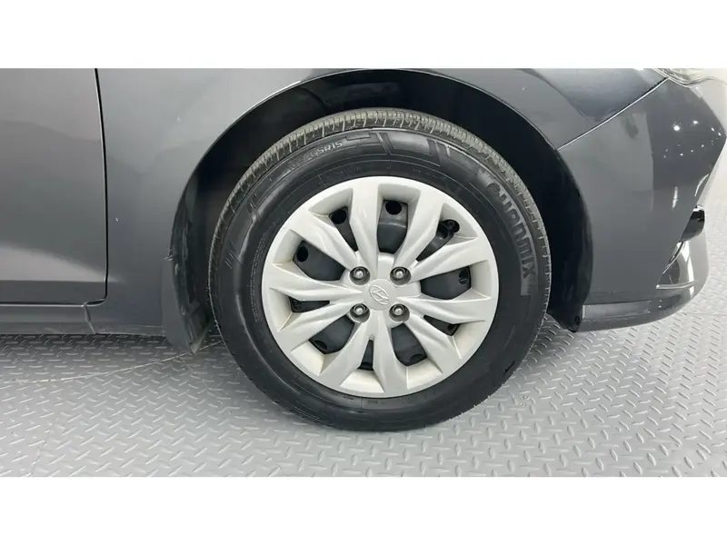 Hyundai Accent FLT 2023 18