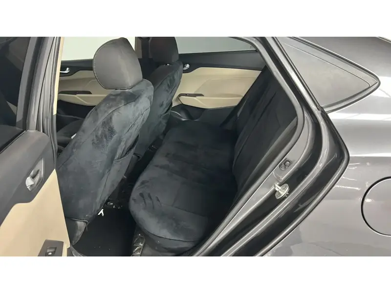 Hyundai Accent FLT 2023 22