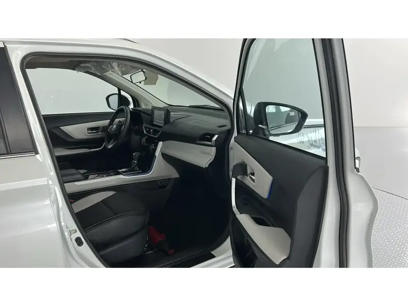 Toyota VELOZ GLX 2024 7