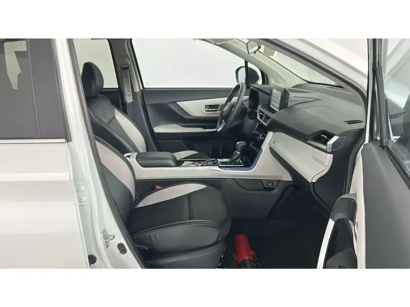 Toyota VELOZ GLX 2024 10