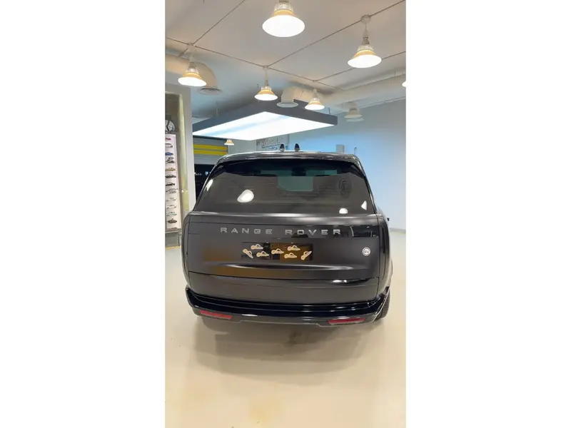 Land Rover LR2 2024 5