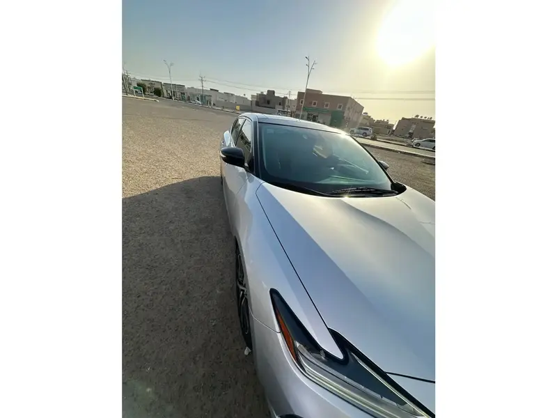 Nissan Maxima 2021 4
