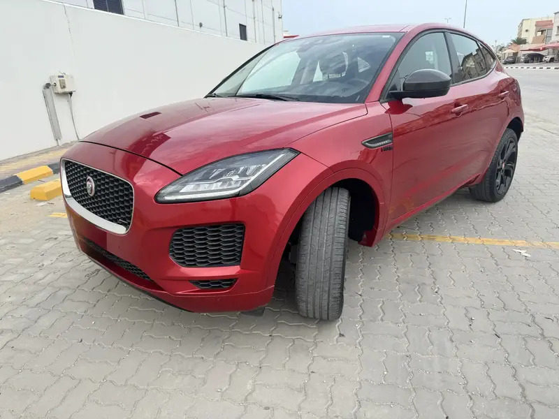 Jaguar E-Pace 2019 4