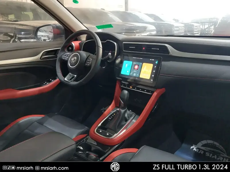 MG ZS 2024 10