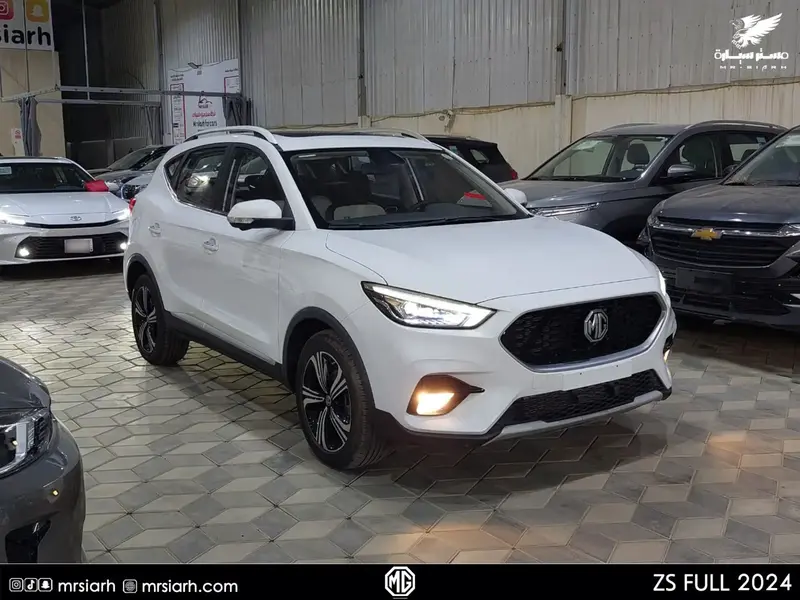 MG ZS 2024 3