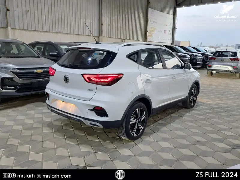 MG ZS 2024 6