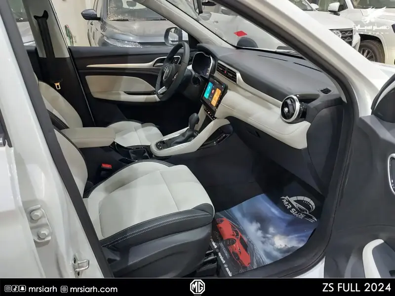MG ZS 2024 8