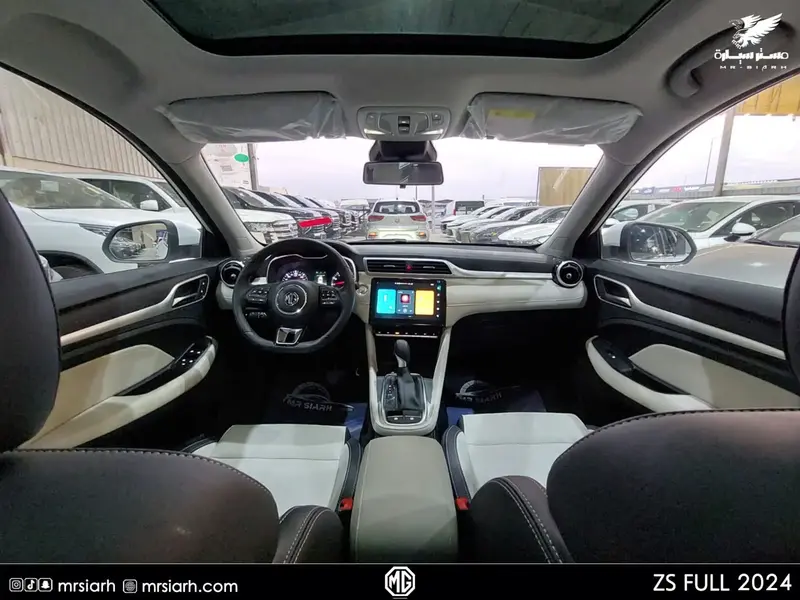 MG ZS 2024 12