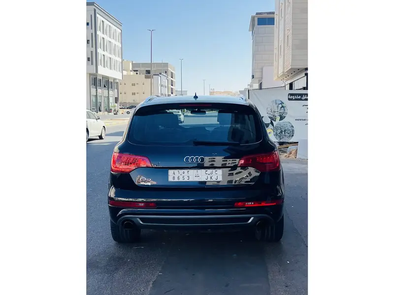 Audi Q7 2016 8