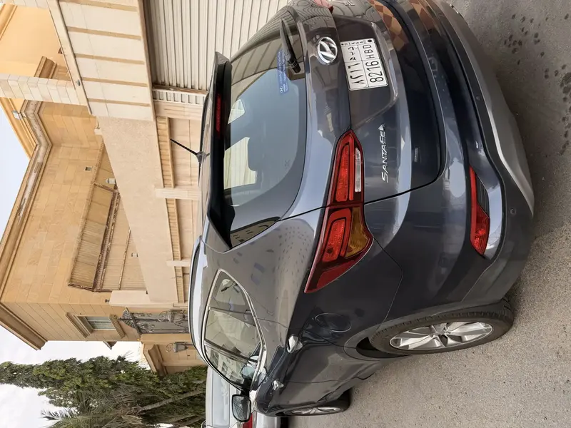 Hyundai SantaFe 2017 6