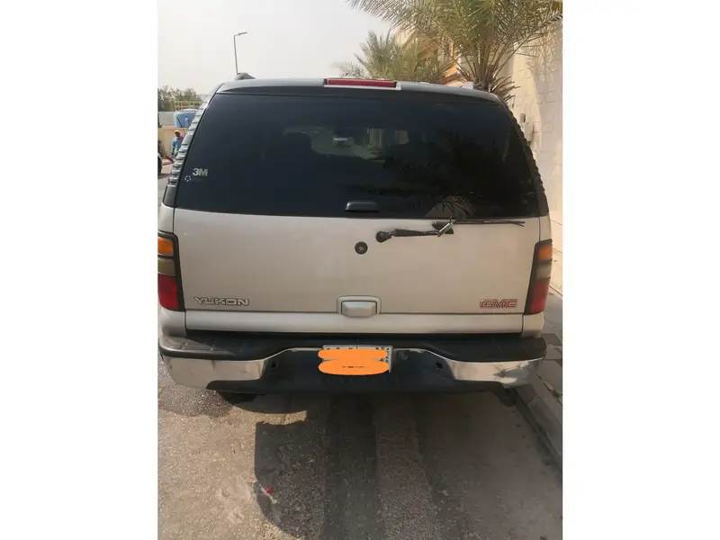 GMC Yukon 2005 2