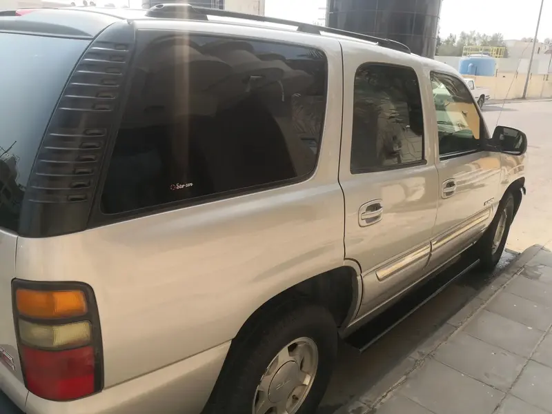 GMC Yukon 2005 10