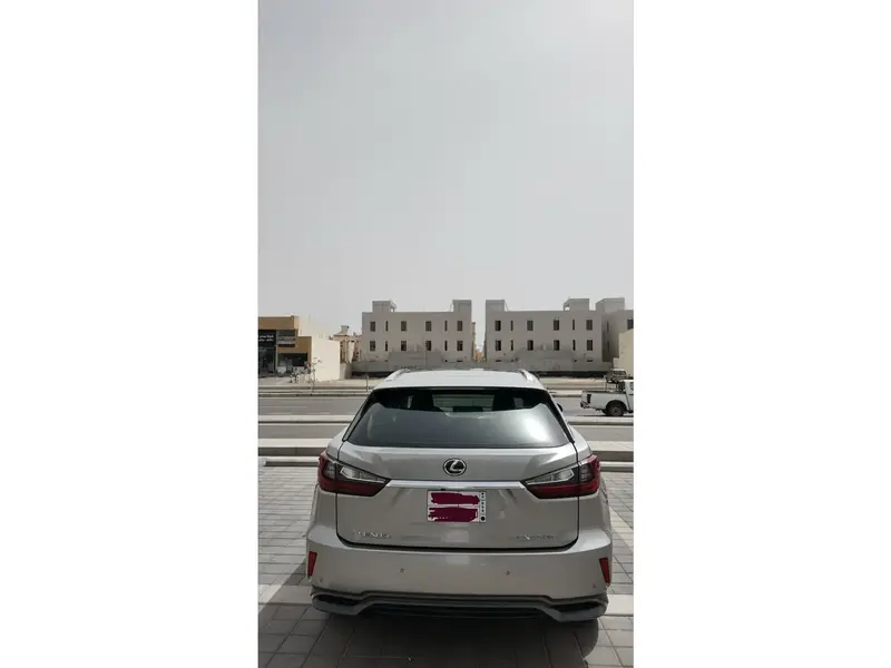 Lexus RX 2018 8