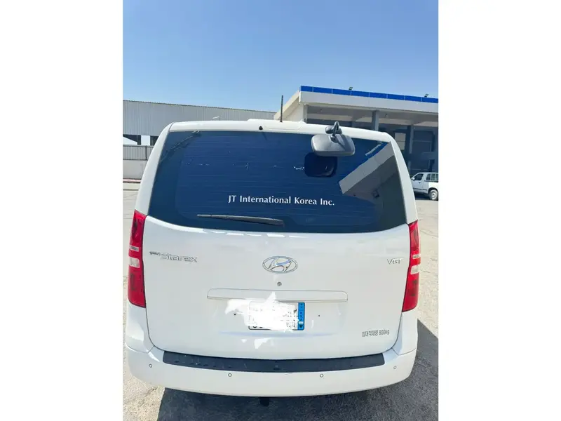Hyundai H1 Commercial 2019 4