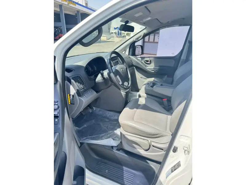 Hyundai H1 Commercial 2019 6