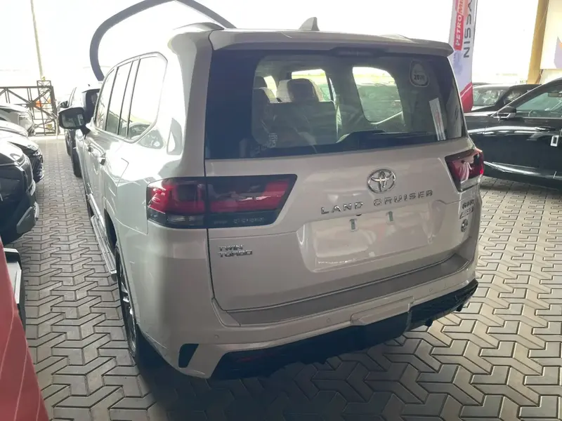 Toyota LC70 2026 3