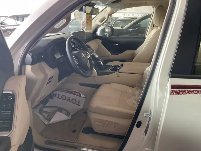 Toyota LC70 2026 5