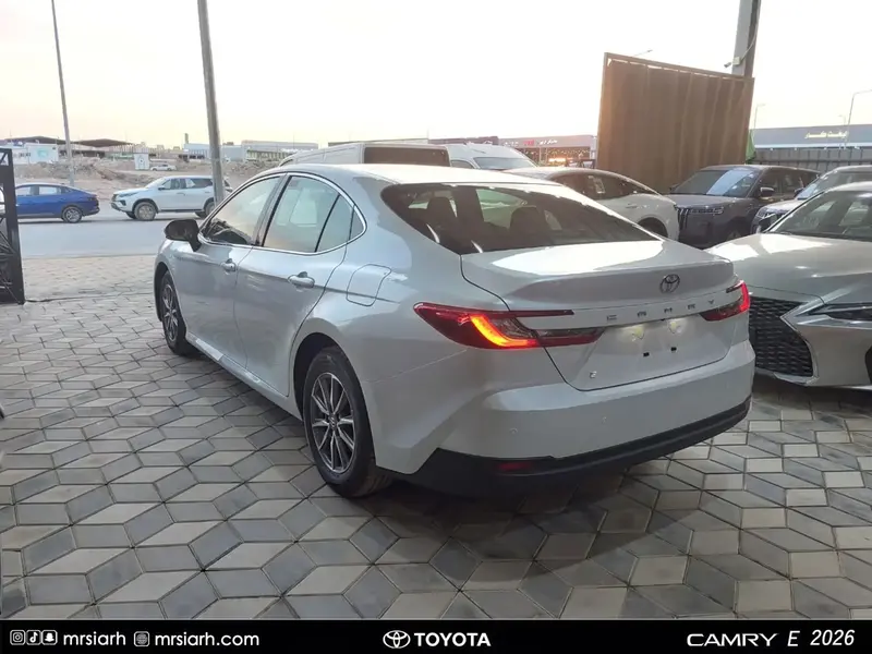 Toyota Camry 2026 5