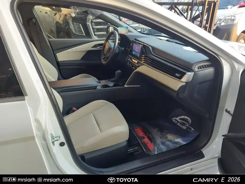 Toyota Camry 2026 8