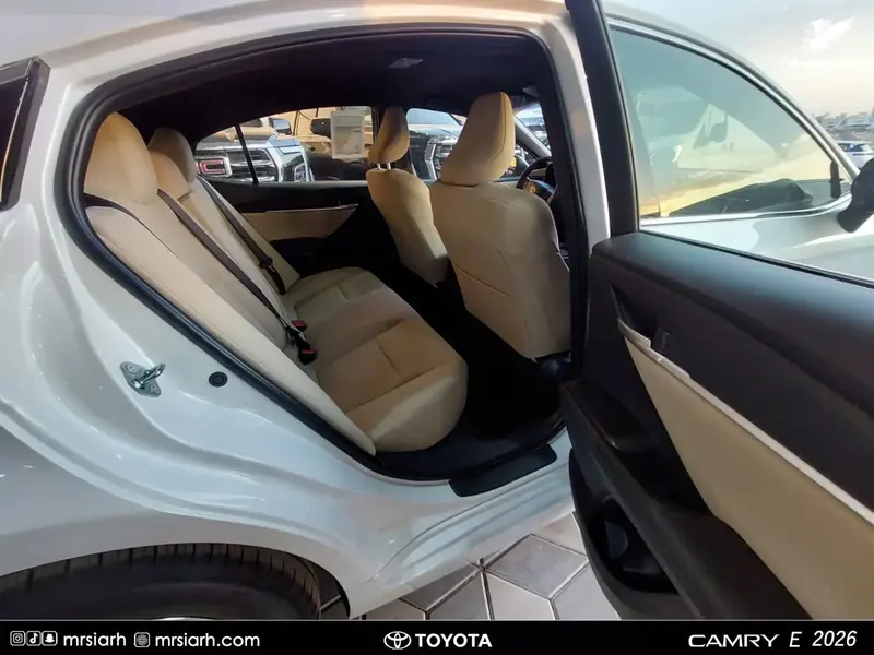 Toyota Camry 2026 16