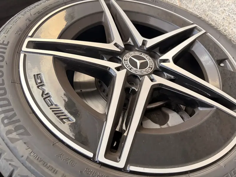 Mercedes C 2025 8